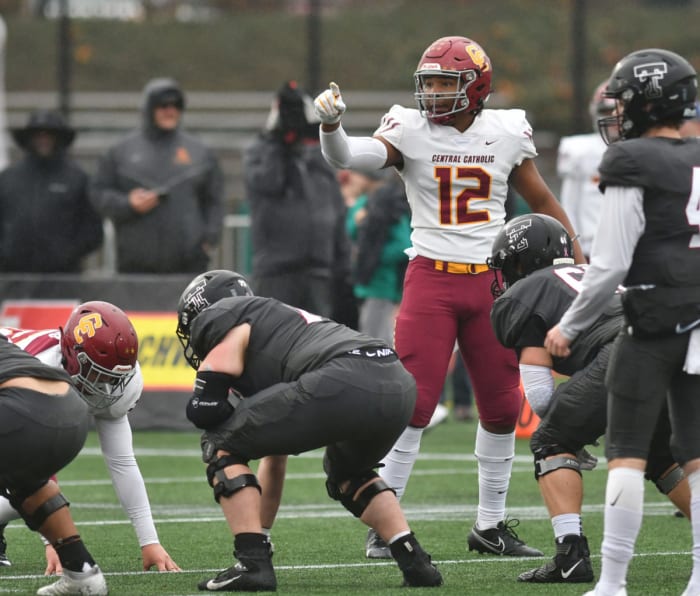 Central-Catholic.Tualatin.6A-football-final.Taylor-Balkom.18